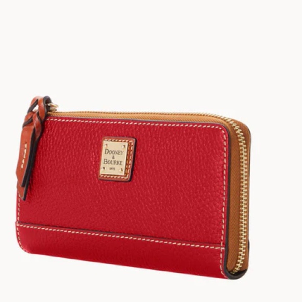 Dooney Bourke 🆕 RED  Zip Wristlet pebble grain leather